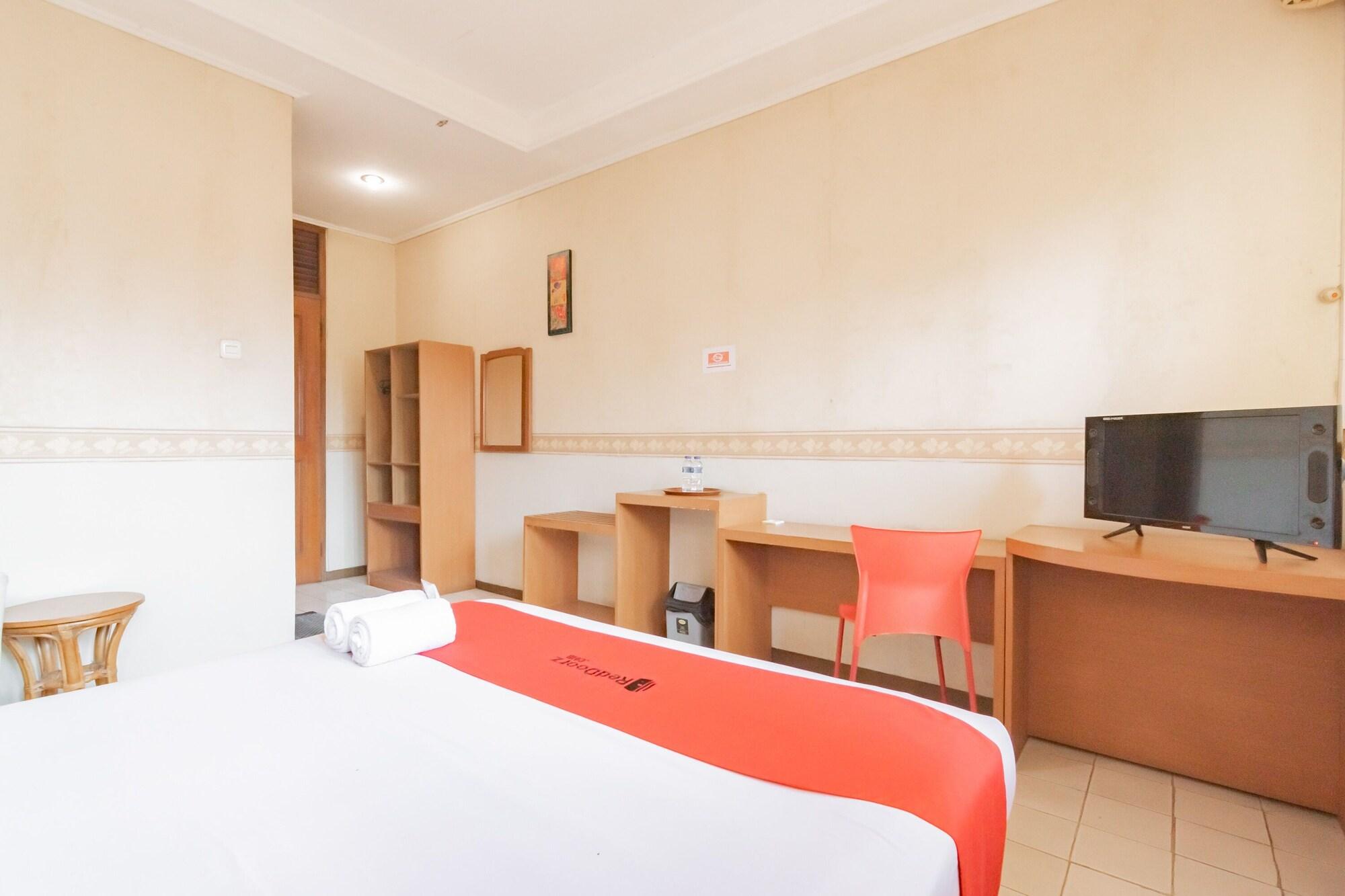 Reddoorz Plus @ Sukamulya Pasteur 2 Bandung Exterior foto